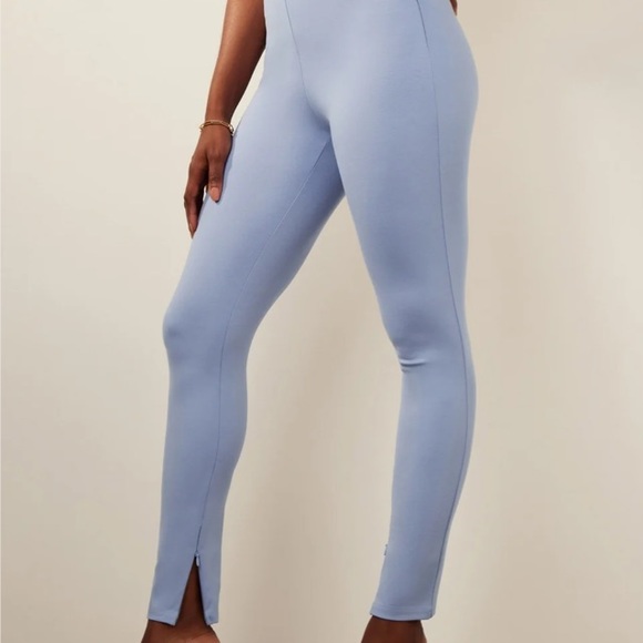 Fabletics Pants - NWT Fabletics 24-7 Skinny Pants Size:Large